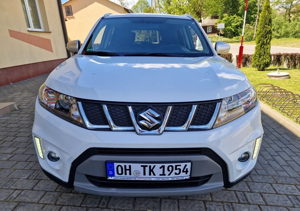 Suzuki Vitara cena 63900 przebieg: 158475, rok produkcji 2017 z Łazy małe 232